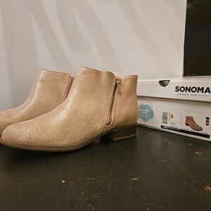 Sonoma Women's Tan Ankle Boots